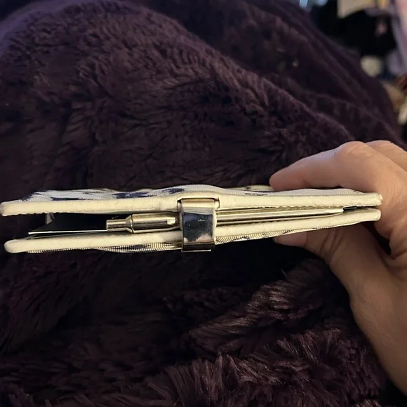 Gucci with Tom Ford colab! Pineapple collection agenda. Special Edition - Picture 11 of 11